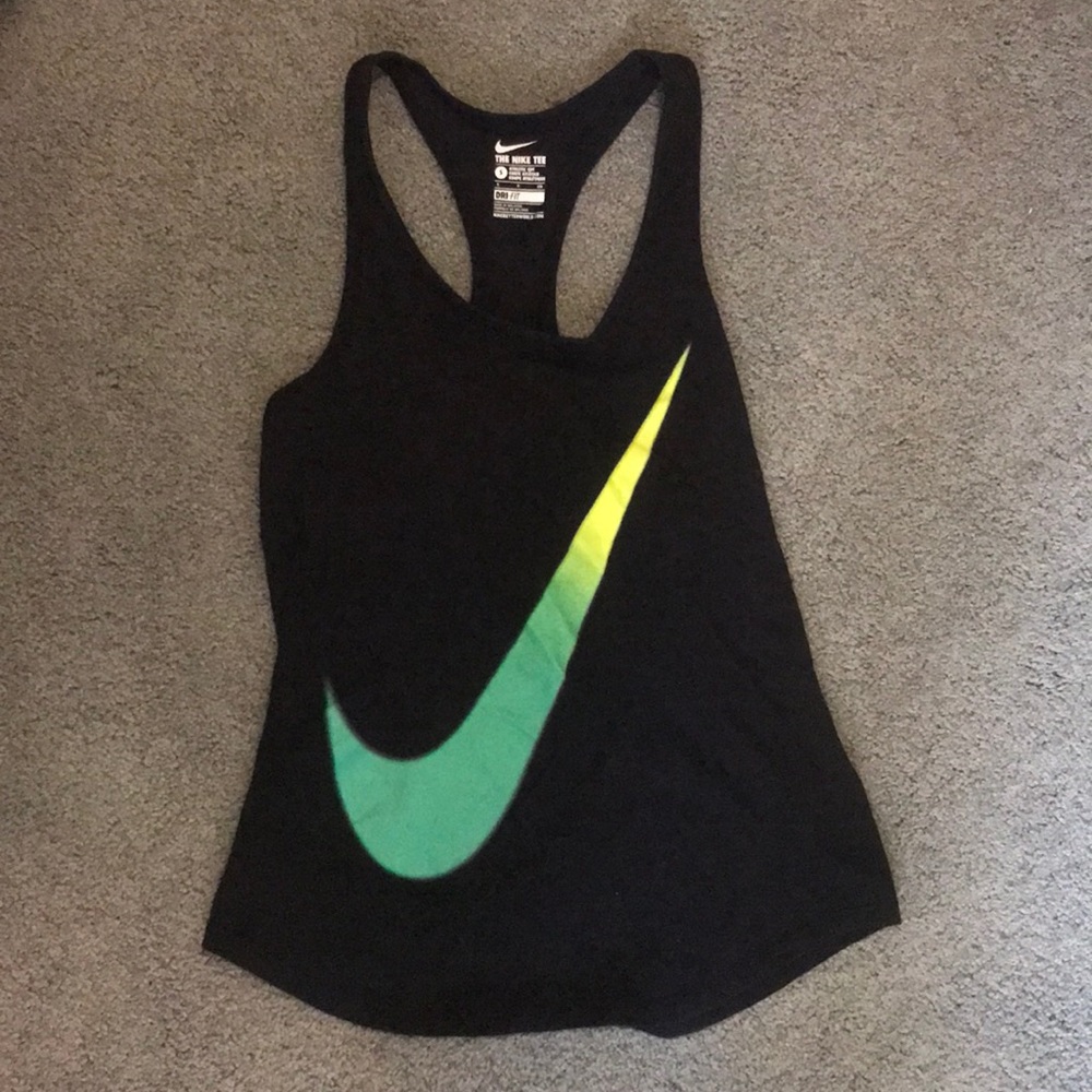 Women’s athletic cut tank top